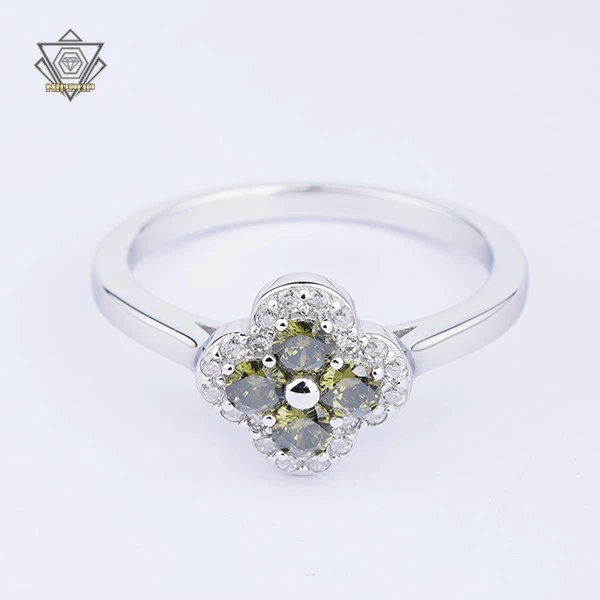 Four leaf light green rings