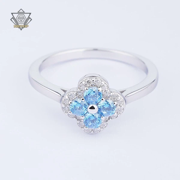 Four leaf blue rings